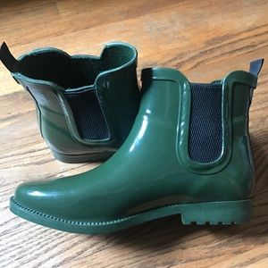 Olive Green Chelsea Rainboots